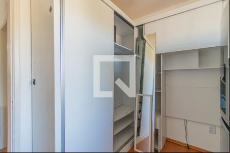 Quarto 2 de apartamento para alugar com 2 quartos, 56m² em Glória, Porto Alegre