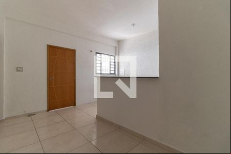 Sala de casa para alugar com 1 quarto, 30m² em Moinho Velho, São Paulo