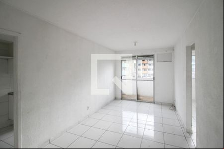 Sala de apartamento para alugar com 2 quartos, 57m² em Banco de Areia, Mesquita