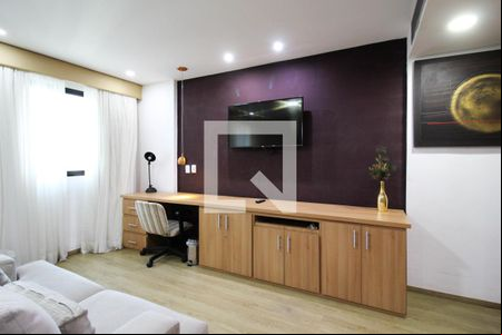 Suíte/Sala de kitnet/studio para alugar com 1 quarto, 30m² em Indianópolis, São Paulo
