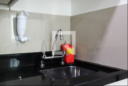 Cozinha de kitnet/studio para alugar com 1 quarto, 30m² em Indianópolis, São Paulo