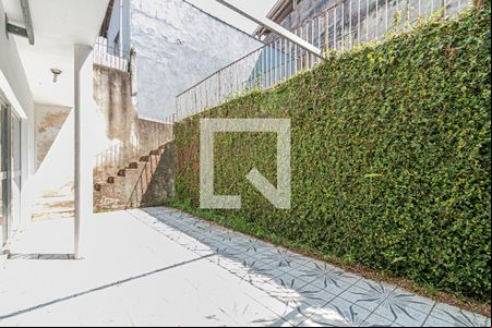 Sala 1 - Quintal de casa para alugar com 5 quartos, 320m² em Artur Alvim, São Paulo