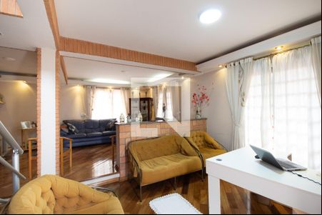 Sala de casa para alugar com 4 quartos, 200m² em Vila Osasco, Osasco