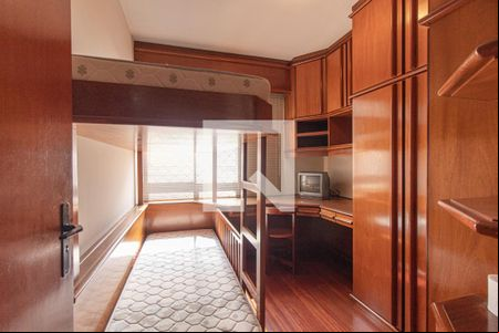Quarto 2 de apartamento para alugar com 2 quartos, 55m² em Água Verde, Curitiba