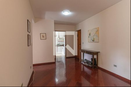 Sala de apartamento para alugar com 2 quartos, 55m² em Água Verde, Curitiba
