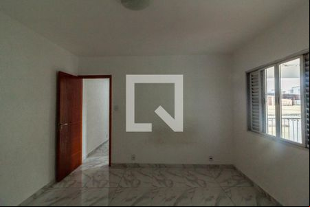Suíte de casa para alugar com 2 quartos, 120m² em Jardim Brasil (zona Norte), São Paulo