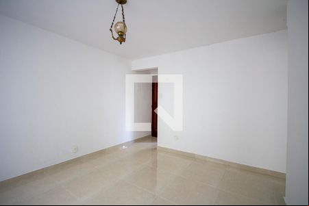 Sala de apartamento para alugar com 1 quarto, 40m² em Estrela do Norte, São Gonçalo