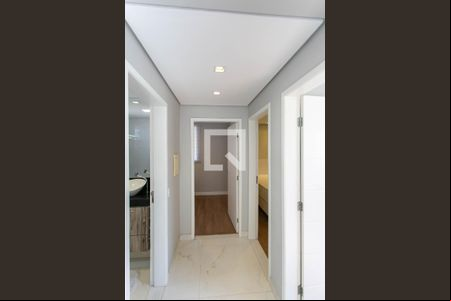 Corredor de apartamento para alugar com 3 quartos, 70m² em Acaiaca, Belo Horizonte