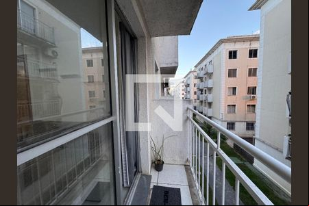 Varanda de apartamento para alugar com 3 quartos, 52m² em Santos Dumont, São Leopoldo