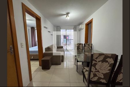 Sala de apartamento para alugar com 3 quartos, 52m² em Santos Dumont, São Leopoldo