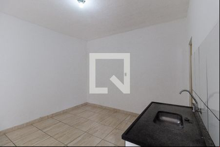 Sala/Cozinha de casa para alugar com 2 quartos, 50m² em Jardim Brasília (zona Leste), São Paulo