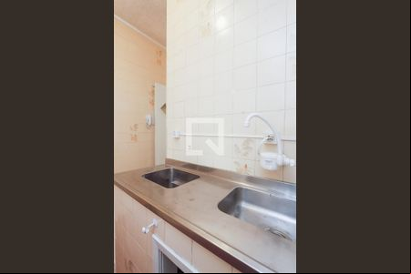 Cozinha de kitnet/studio à venda com 1 quarto, 27m² em Floresta, Porto Alegre