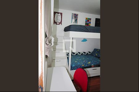 Quarto 2 de casa para alugar com 2 quartos, 65m² em Jardim Henriqueta, Taboão da Serra
