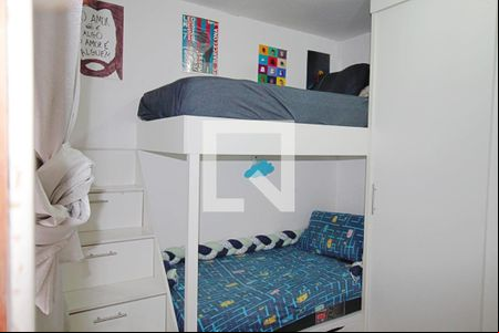 Quarto 2 de casa para alugar com 2 quartos, 65m² em Jardim Henriqueta, Taboão da Serra