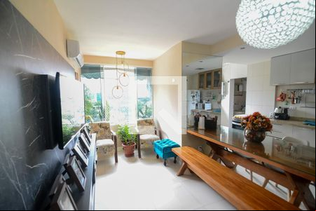 Sala de apartamento à venda com 2 quartos, 60m² em Cidade Nova, Rio de Janeiro