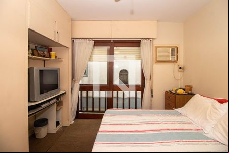 Quarto 1 de apartamento para alugar com 3 quartos, 220m² em Rio Branco, Porto Alegre