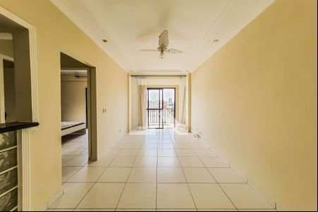 Sala de apartamento para alugar com 1 quarto, 50m² em Balneario Cidade Atlantica, Guarujá