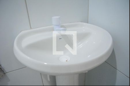 Banheiro de apartamento para alugar com 1 quarto, 27m² em Mussurunga I, Salvador