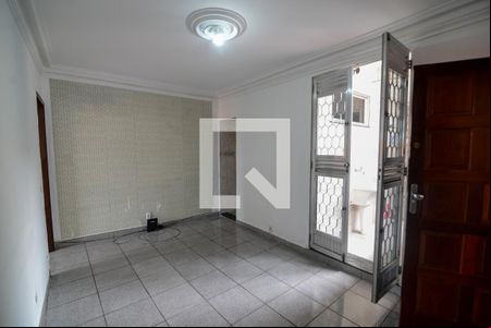 Sala de casa à venda com 2 quartos, 50m² em Estácio, Rio de Janeiro