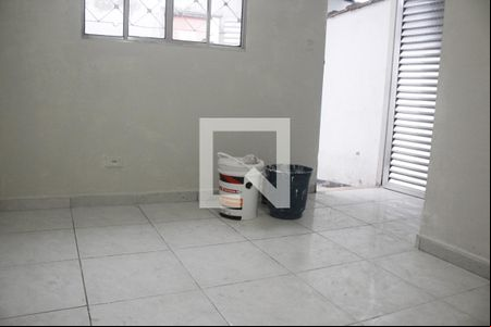 Sala de casa para alugar com 1 quarto, 45m² em Vila Jockei Clube, São Vicente