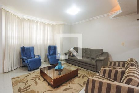 Sala de casa de condomínio à venda com 3 quartos, 224m² em Jardim Itu, Porto Alegre