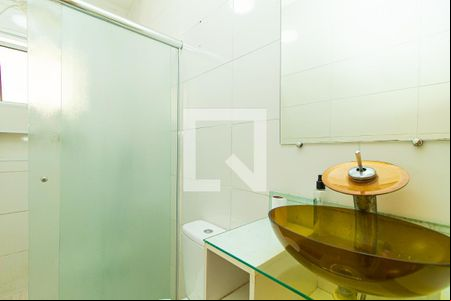 Banheiro de casa para alugar com 1 quarto, 36m² em Bela Vista, São Paulo