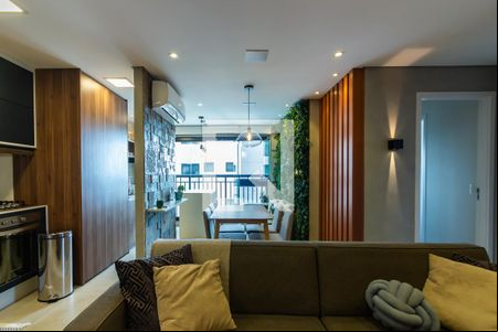 Sala  de apartamento à venda com 2 quartos, 62m² em Continental, Osasco