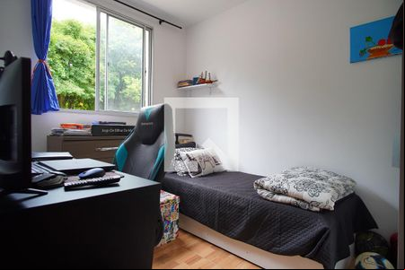 Quarto 1 de apartamento para alugar com 2 quartos, 42m² em Rubem Berta, Porto Alegre