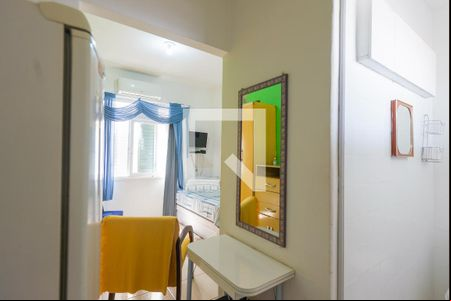 Sala/Cozinha de apartamento para alugar com 1 quarto, 25m² em Centro Histórico, Porto Alegre