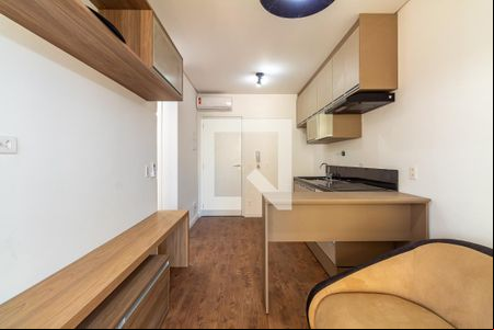 Sala e cozinha de kitnet/studio à venda com 1 quarto, 39m² em Centro, Guarulhos
