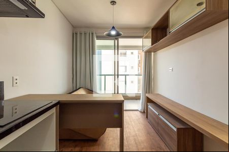 Sala e cozinha de kitnet/studio à venda com 1 quarto, 39m² em Centro, Guarulhos