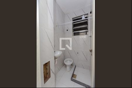 Banheiro de apartamento à venda com 1 quarto, 31m² em Centro, Niterói