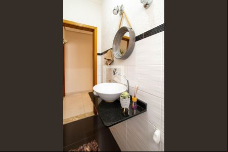 Lavabo de casa à venda com 3 quartos, 180m² em Jardim Santa Mena, Guarulhos