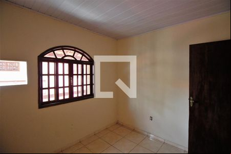 Quarto de casa para alugar com 1 quarto, 50m² em Laranjal, São Gonçalo