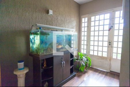 entrada principal de casa à venda com 4 quartos, 182m² em Jardim Canadá, Nova Lima