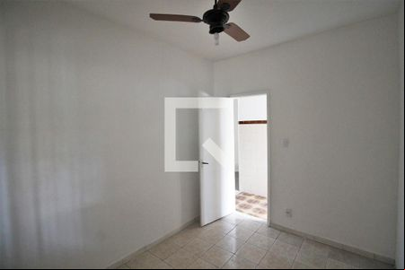 Quarto 2 de apartamento para alugar com 2 quartos, 70m² em Centro, São Gonçalo