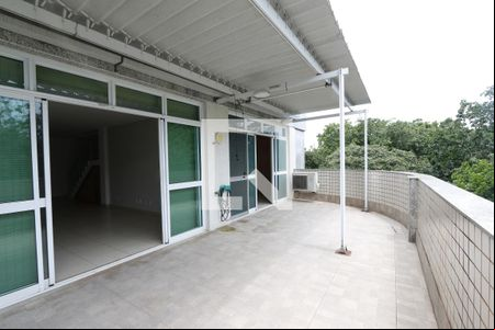 Varanda de apartamento para alugar com 4 quartos, 340m² em Barra da Tijuca, Rio de Janeiro