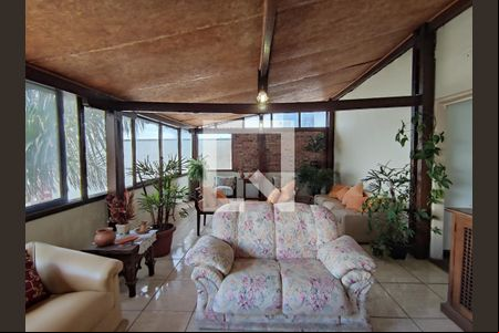 Casa à venda com 7 quartos, 354m² em Minas Brasil, Belo Horizonte