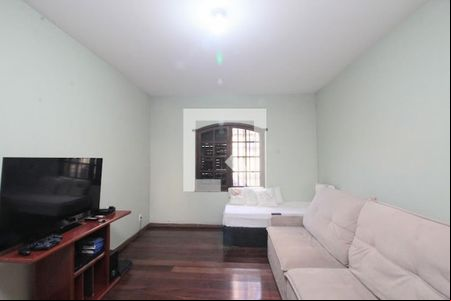 Casa à venda com 4 quartos, 330m² em Caiçara-Adelaide, Belo Horizonte