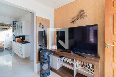 Sala de casa à venda com 2 quartos, 140m² em Coronel Aparício Borges, Porto Alegre