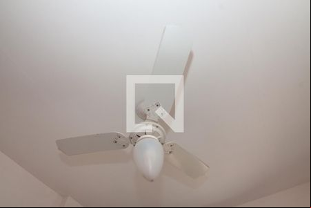 Quarto - Detalhe de apartamento para alugar com 1 quarto, 39m² em Jardim Três Marias, Guarujá