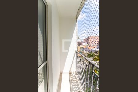 Varanda de apartamento para alugar com 2 quartos, 49m² em Vila Carmosina, São Paulo
