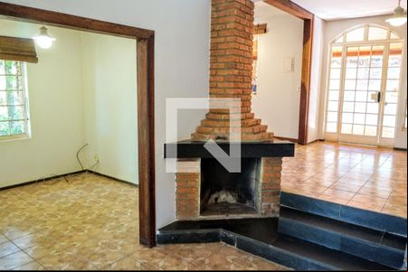 Casa de Condomínio à venda com 4 quartos, 220m² em Retiro do Chalé, Brumadinho