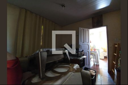 Casa à venda com 2 quartos, 108m² em Horto Florestal, Belo Horizonte