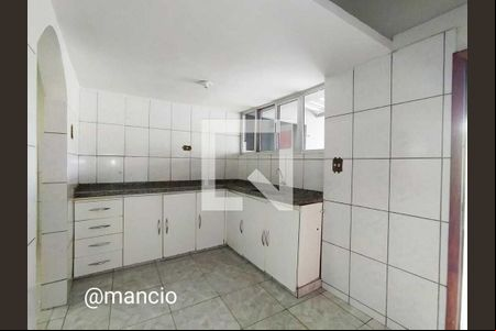 Casa à venda com 4 quartos, 260m² em Fernão Dias, Belo Horizonte