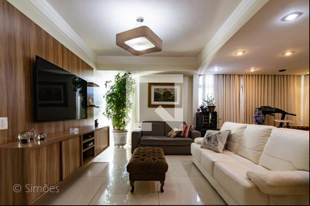 Apartamento para alugar com 3 quartos, 180m² em Santa Lúcia, Belo Horizonte