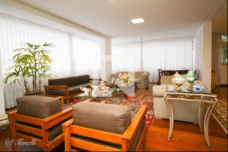 Apartamento para alugar com 4 quartos, 380m² em Cruzeiro, Belo Horizonte