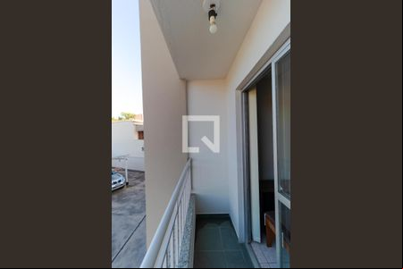 Sacada de apartamento para alugar com 3 quartos, 114m² em Vila Paraíso, Campinas