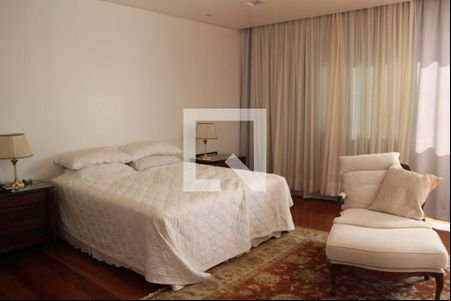Casa à venda com 3 quartos, 620m² em Jardim Serrano, Nova Lima