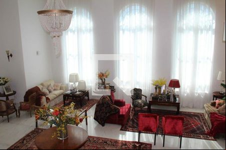 Casa à venda com 3 quartos, 620m² em Jardim Serrano, Nova Lima